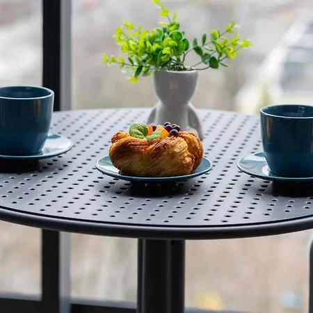 Elegant Near Rondo Onz By Renters Prestige Apartamento *