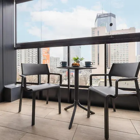 Elegant Near Rondo Onz By Renters Prestige