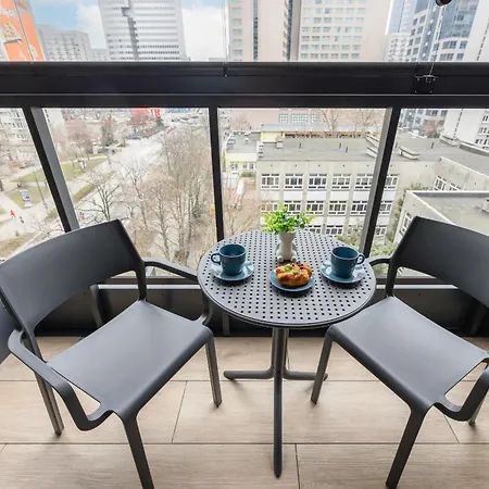 Elegant Near Rondo Onz By Renters Prestige Apartment *