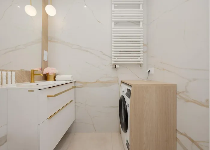 Elegant Near Rondo Onz By Renters Prestige Warsaw