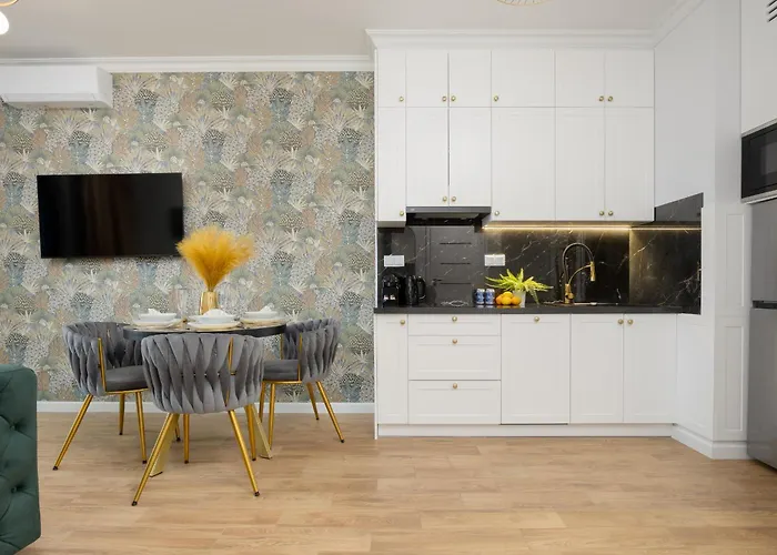 Elegant Near Rondo Onz By Renters Prestige * Warsaw