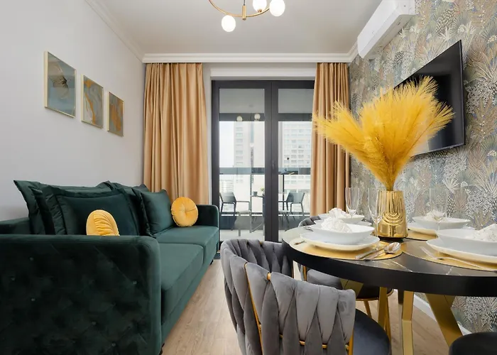 Elegant Near Rondo Onz By Renters Prestige *