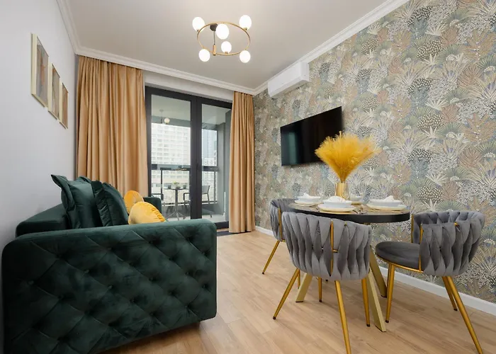 Elegant Near Rondo Onz By Renters Prestige * Warsaw