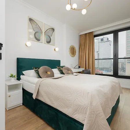 Lejlighed Elegant Near Rondo Onz By Renters Prestige Warszawa