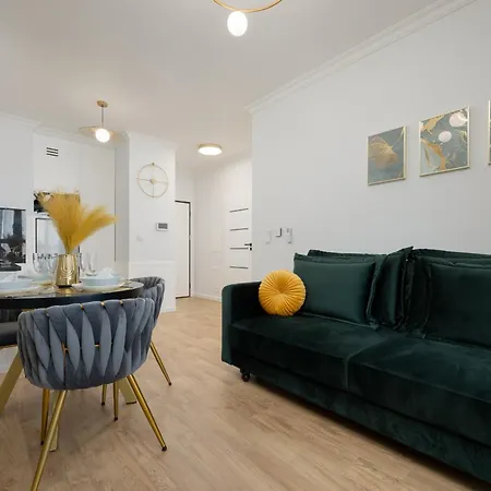Lejlighed Elegant Near Rondo Onz By Renters Prestige *