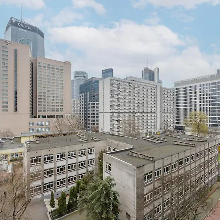 Elegant Near Rondo Onz By Renters Prestige Daire